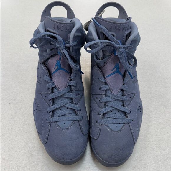 Jordan Men's Navy Sneakers - Picture 1 of 9
